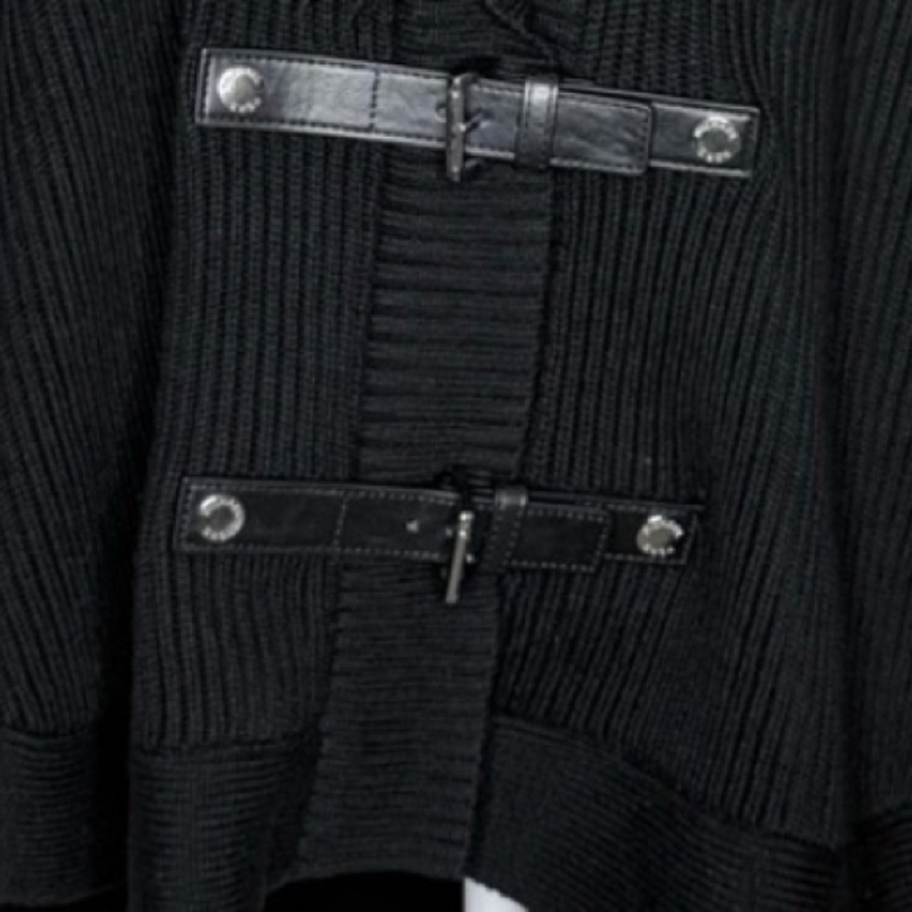 Michael Kors Black Sweater Knit Shrug Vest w/ Belts & Faux Fur Collar Medium P - Picture 6 of 6